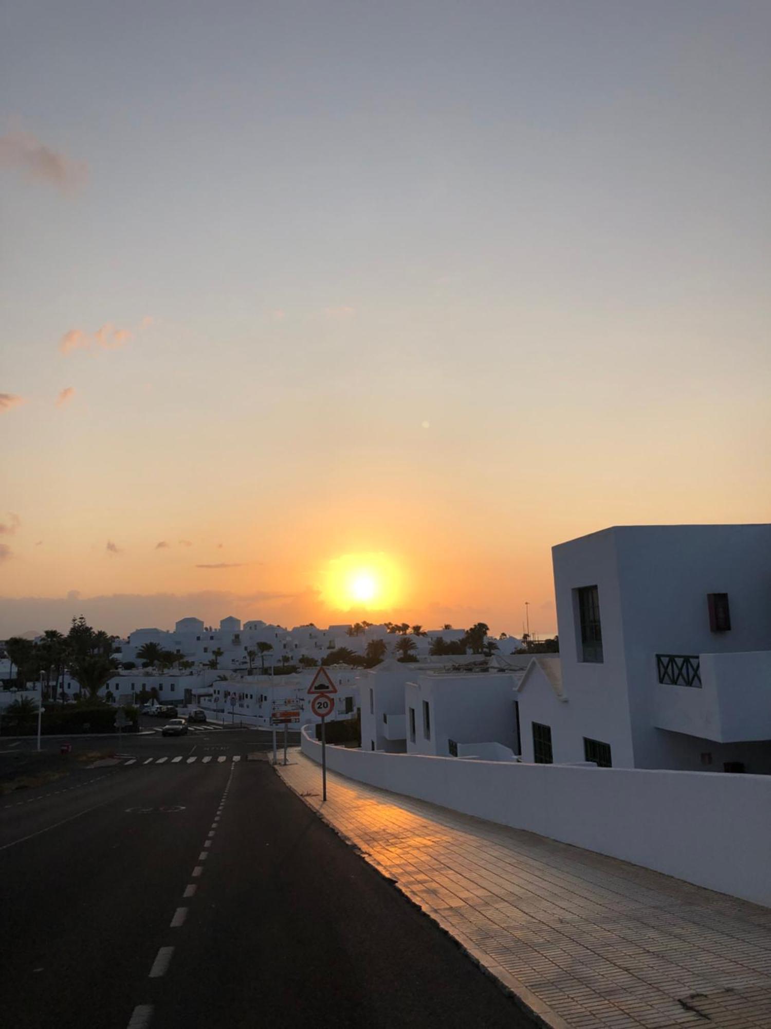 شقة Little Gem Lanzarote بويرتو ذيل كارمين المظهر الخارجي الصورة